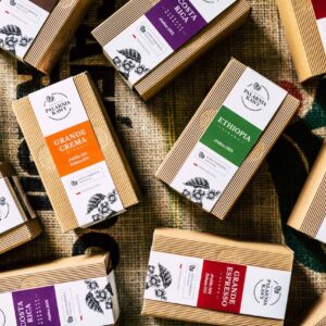 Zestaw Kawy 4 x 250g + 250g Gratis Mix