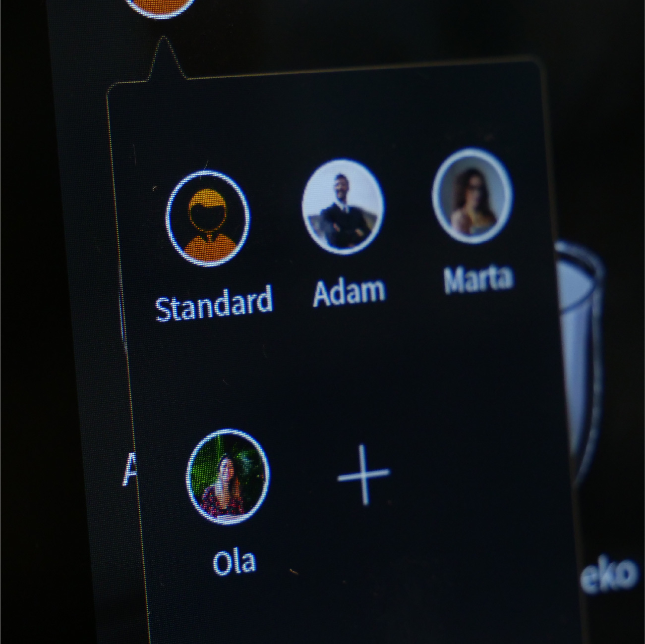SEED L Black – automatyczny ekspres do kawy z systemem mlecznym One Touch i gwarancją 24 miesiące - obrazek 4